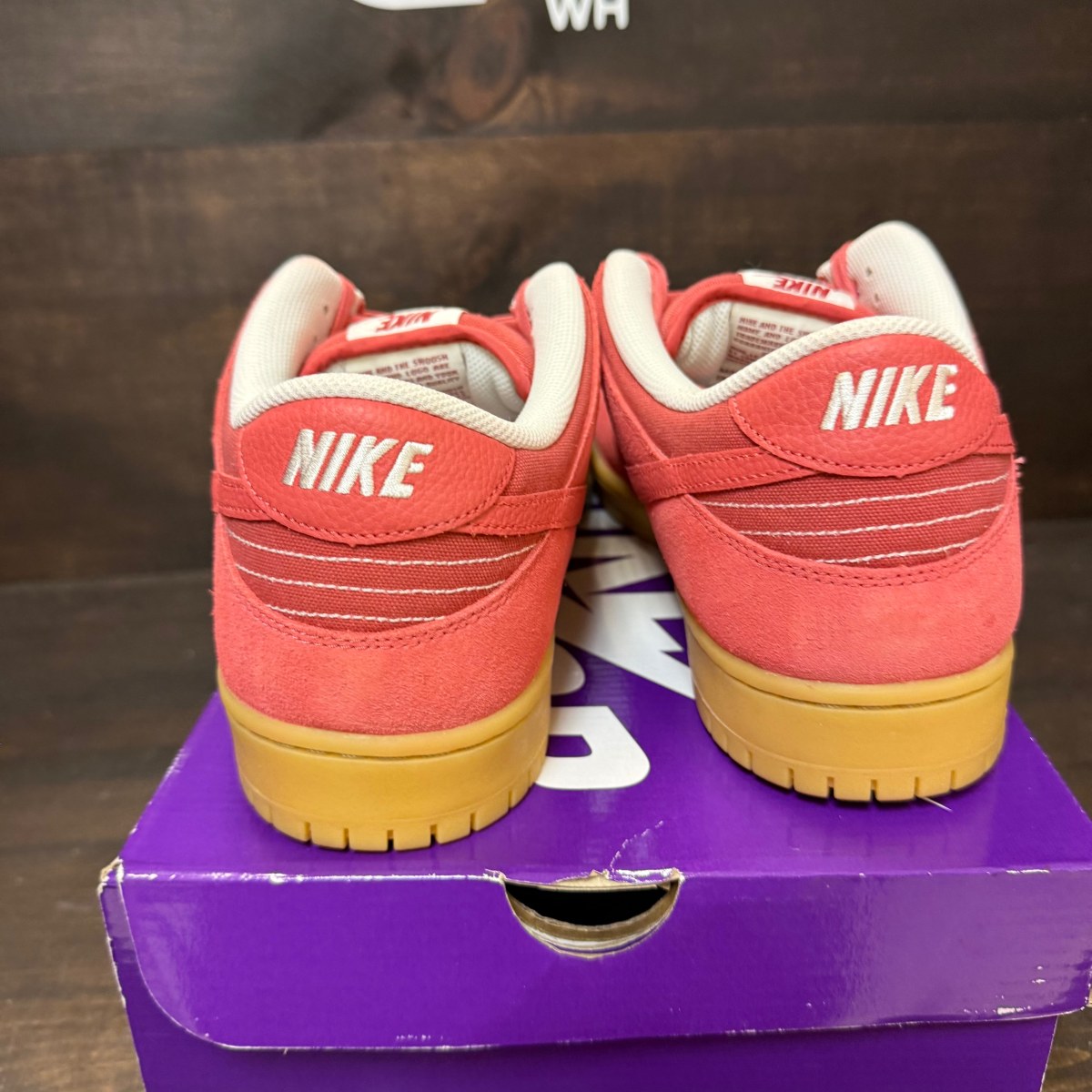 Nike SB Dunk Low Adobe - Image 5
