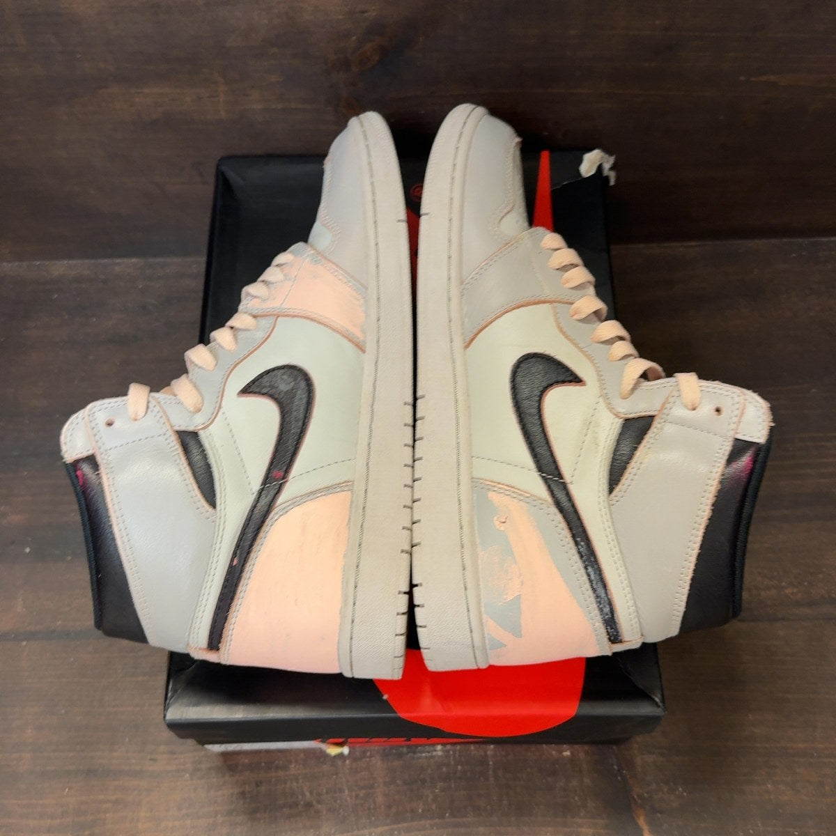 Jordan 1 Retro High OG Defiant SB NYC to Paris - Image 6