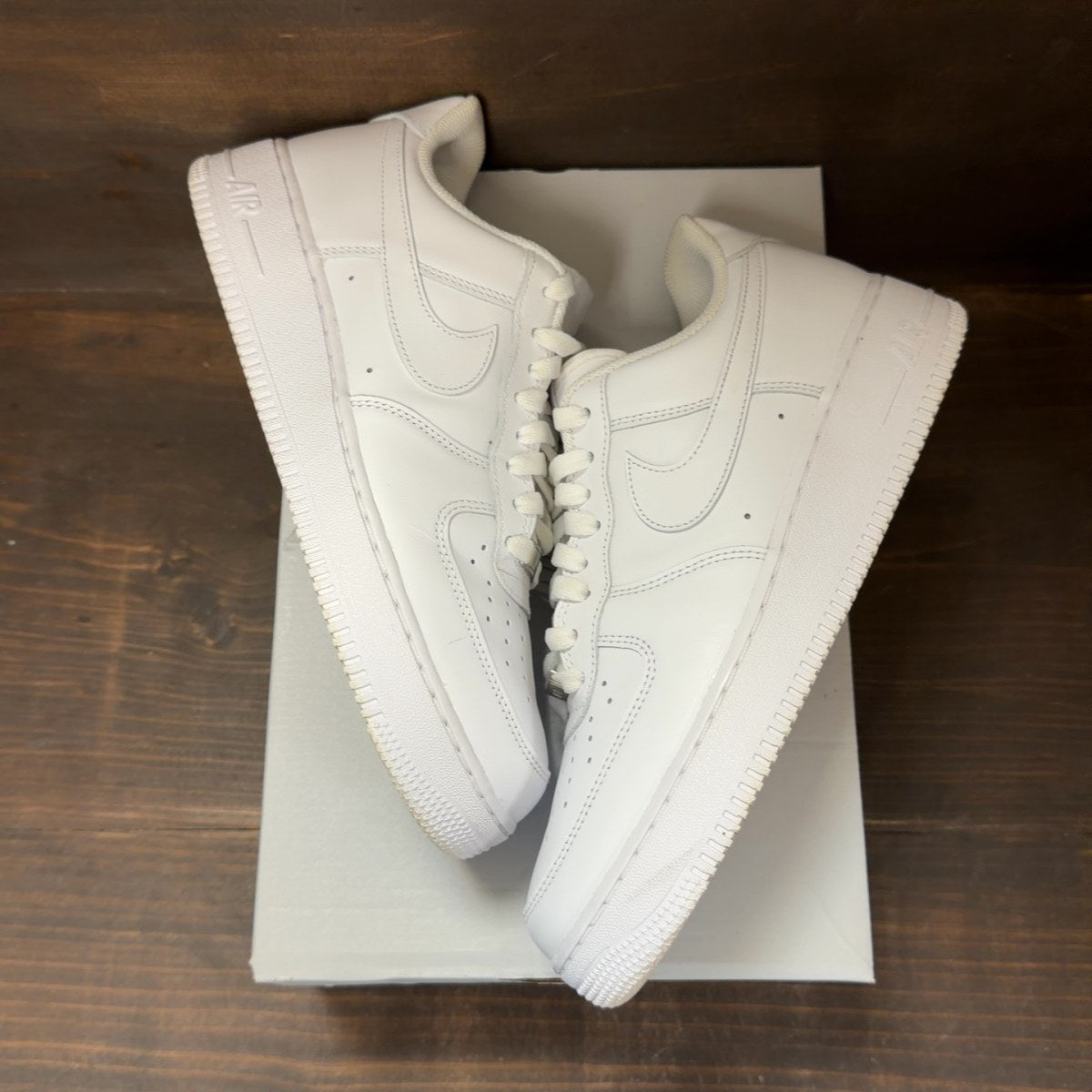 Nike Air Force 1 Low '07 White - Image 2
