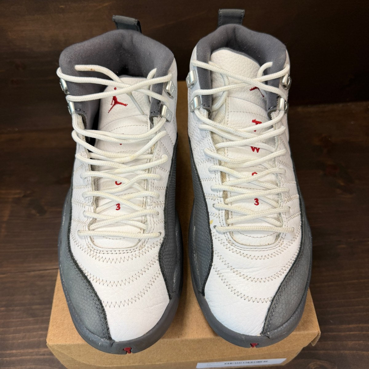 Jordan 12 Retro White Dark Grey Size 9.5 (Pre-Owned) - Image 3