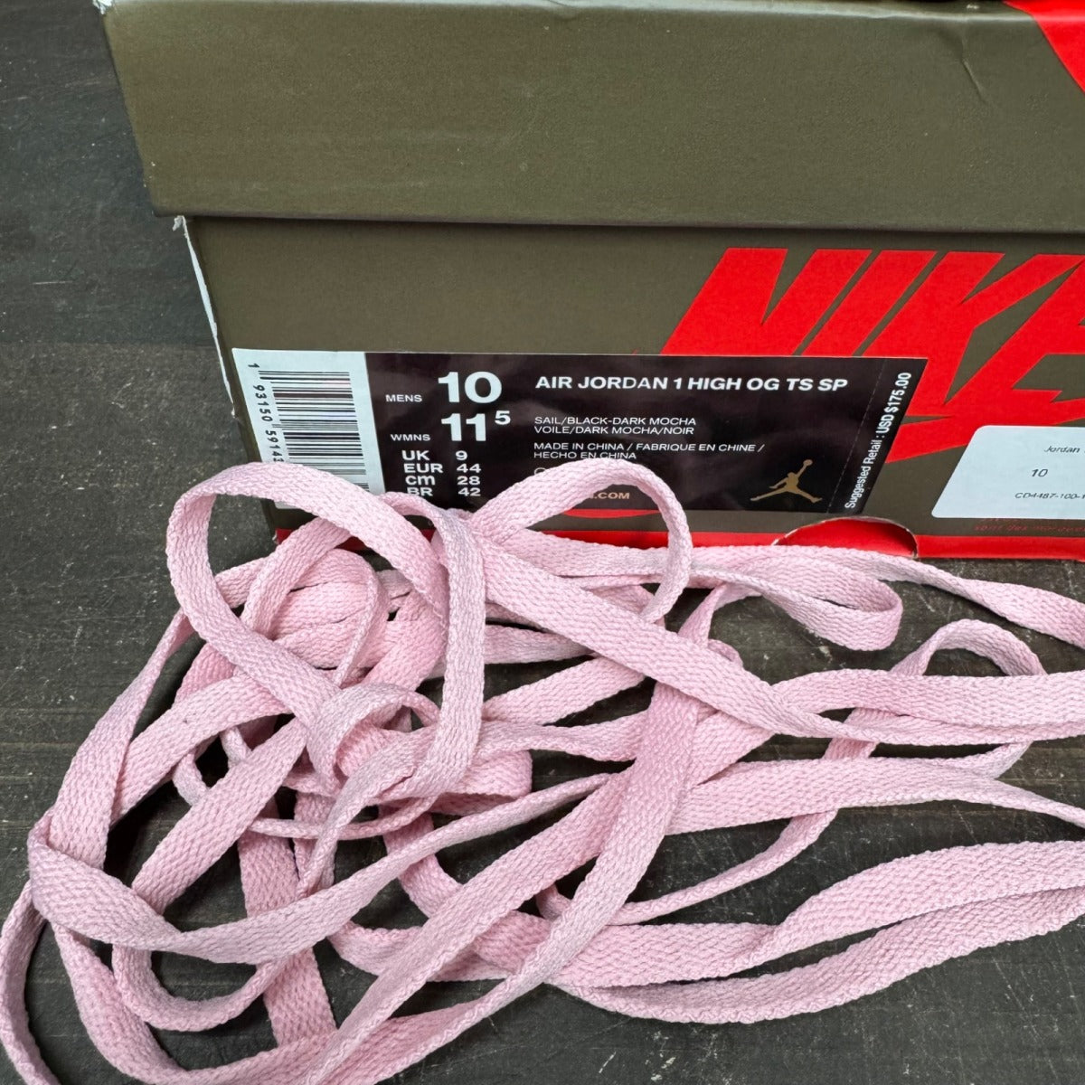 Jordan 1 Retro High OG SP Travis Scott Mocha Size 10 (Pre-Owned) - Image 7
