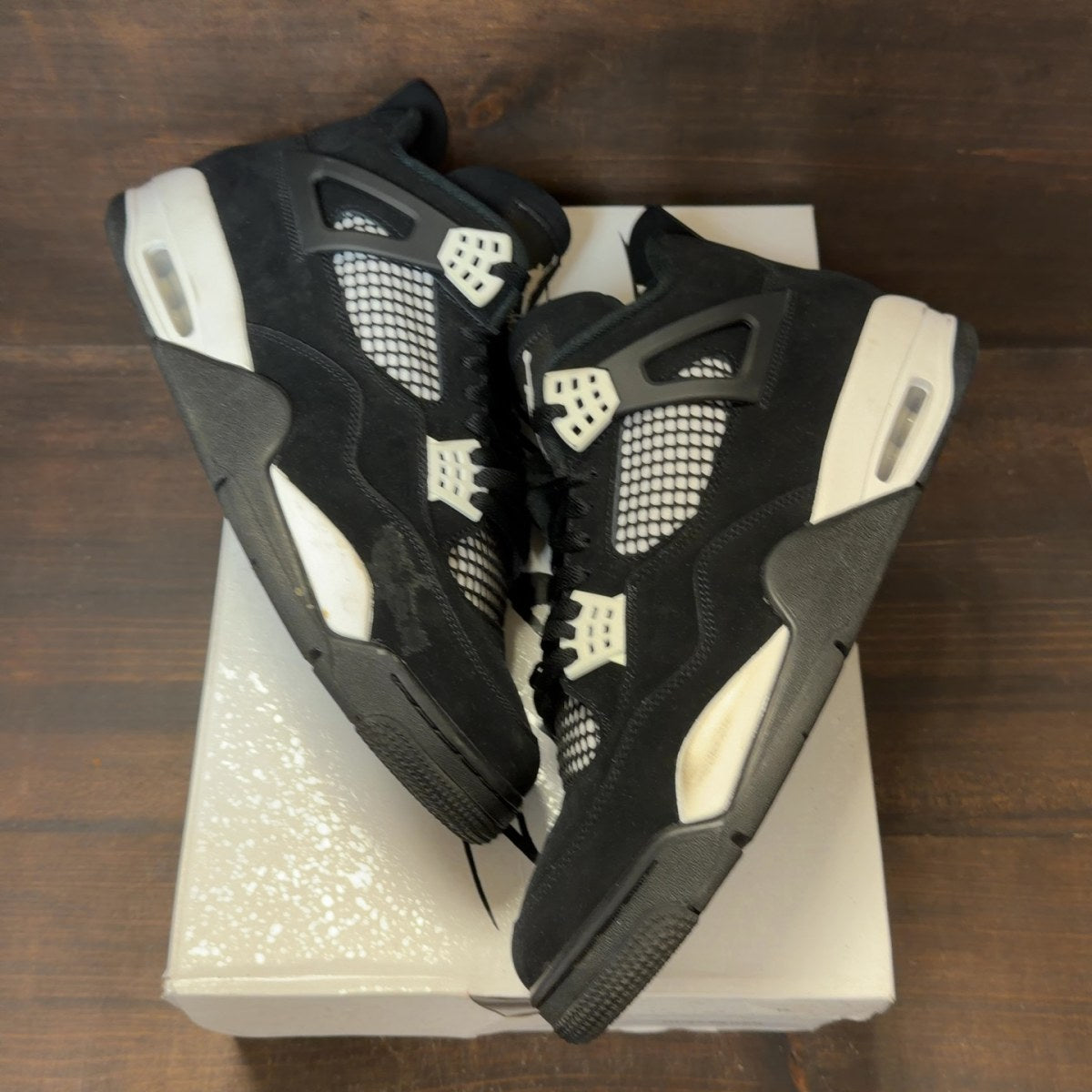 Jordan 4 Retro White Thunder - Image 2