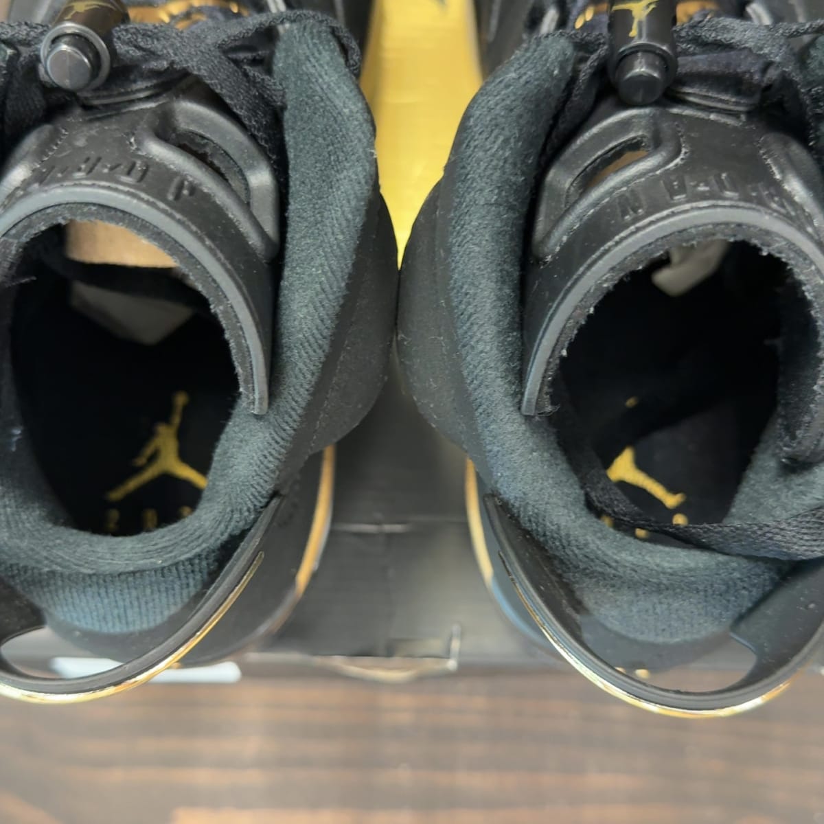 Jordan 6 Retro DMP (2020) Size 10 (Pre-Owned) - aux