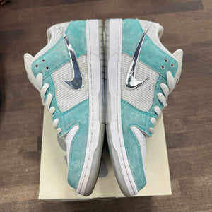 Nike SB Dunk Low April Skateboards - Image 2