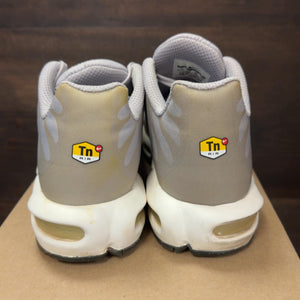 Nike Air Max Plus Big Logo Wolf Grey Size 11 (Pre-Owned) - Image 4
