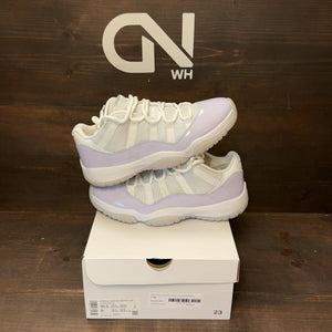 Jordan 11 Retro Low Pure Violet (Women's) Size 10.5W (Pre-Owned) - front
