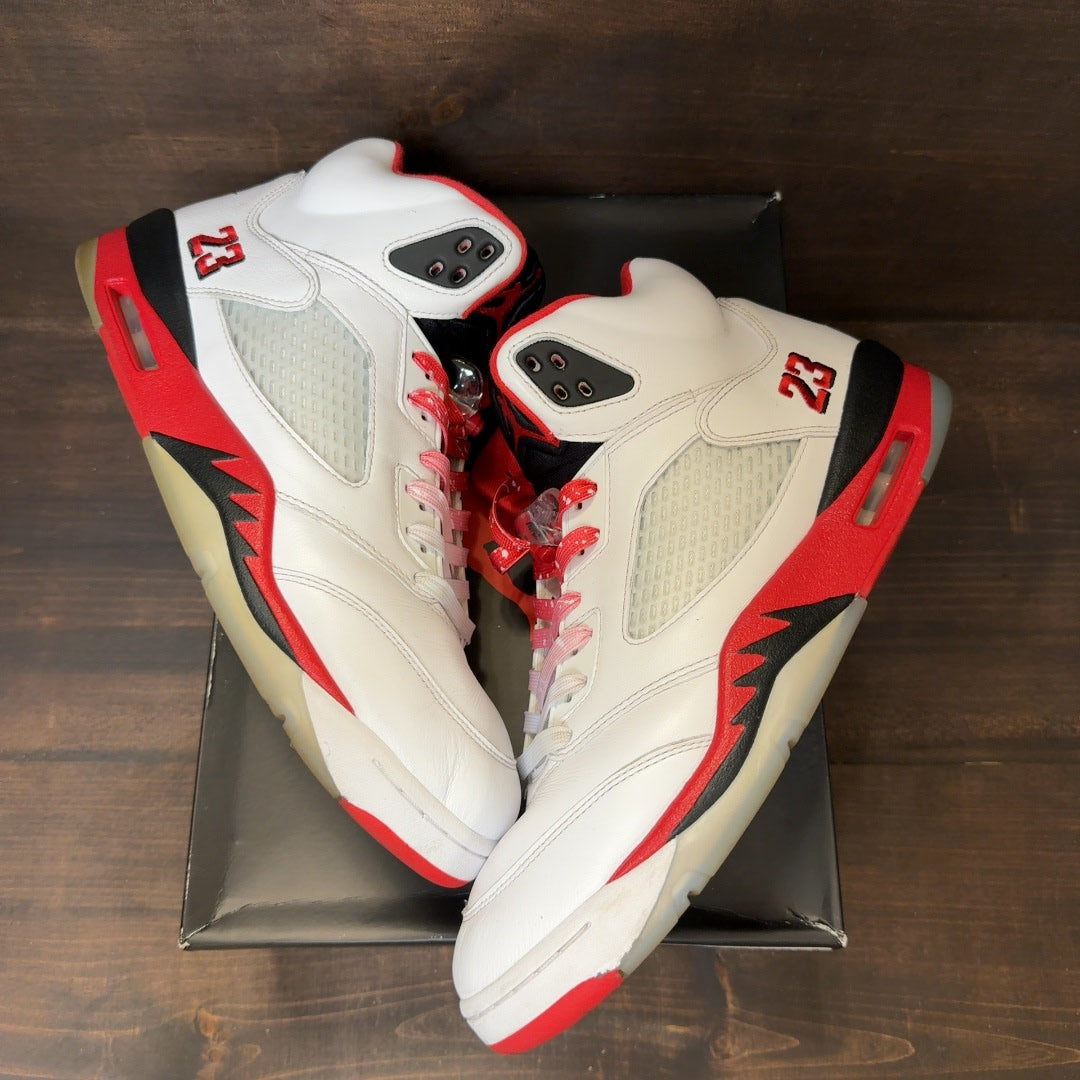 Jordan 5 Retro Fire Red Black Tongue (2025) Size 13 (Pre-Owned) - Image 2
