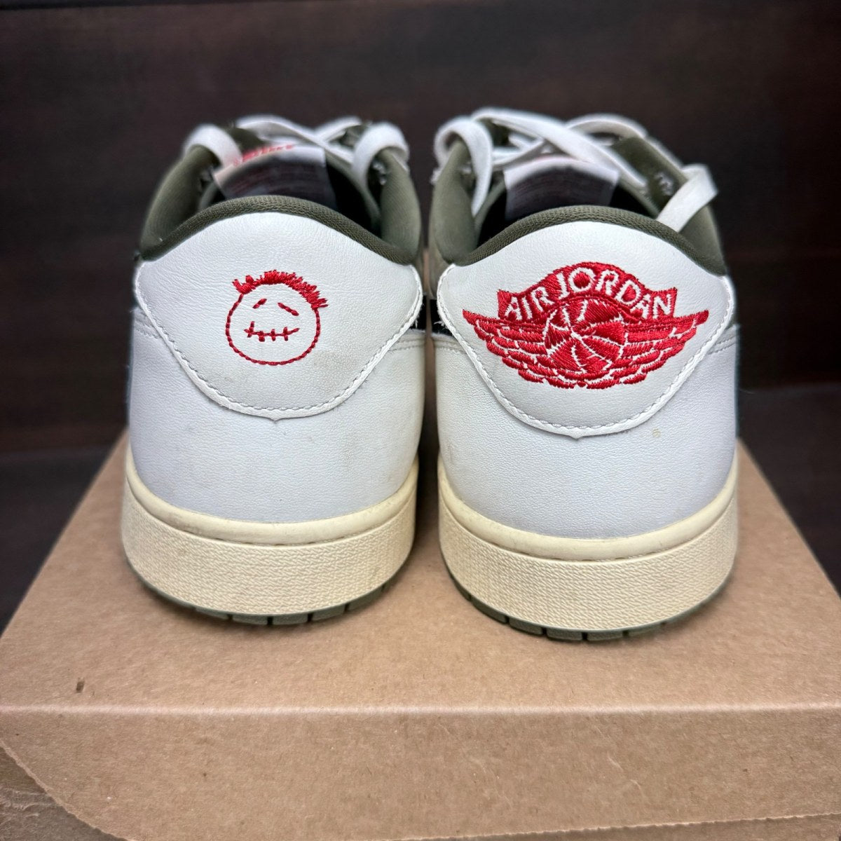 Jordan 1 Retro Low OG SP Travis Scott Medium Olive Size 12.5 (Pre-Owned) - Image 5