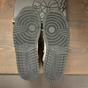 Jordan 1 Mid Patent Black White Gold - Image 8