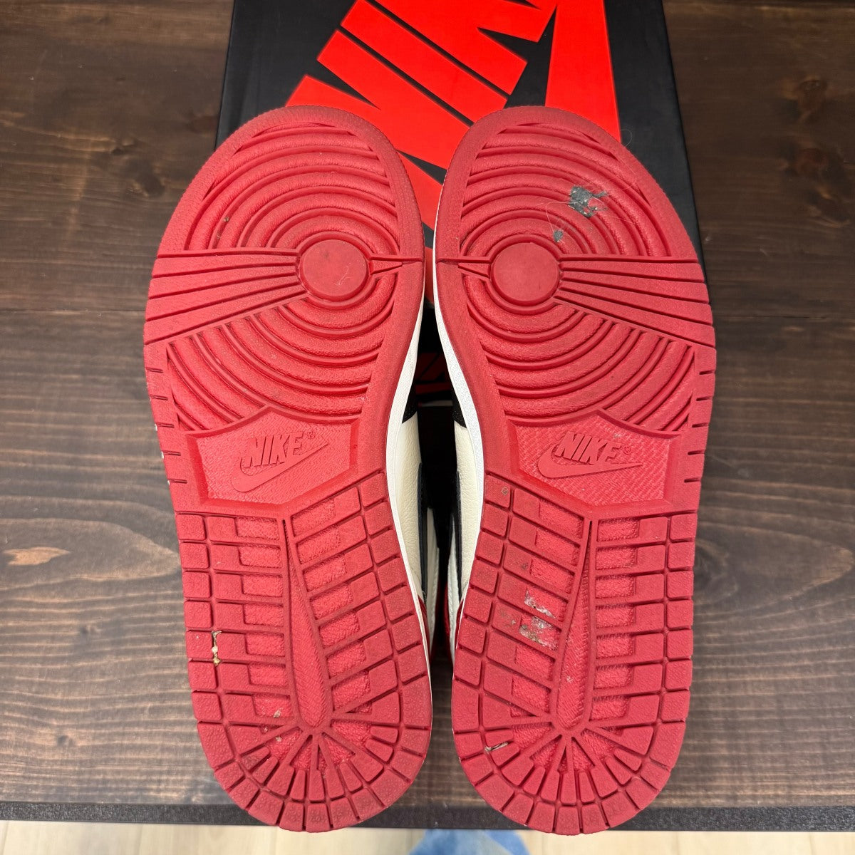 Jordan 1 Retro High Bred Toe Size 10 (Pre-Owned) - Image 6