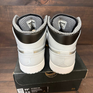 Jordan 1 Mid Pure Platinum Metallic Silver - Image 3