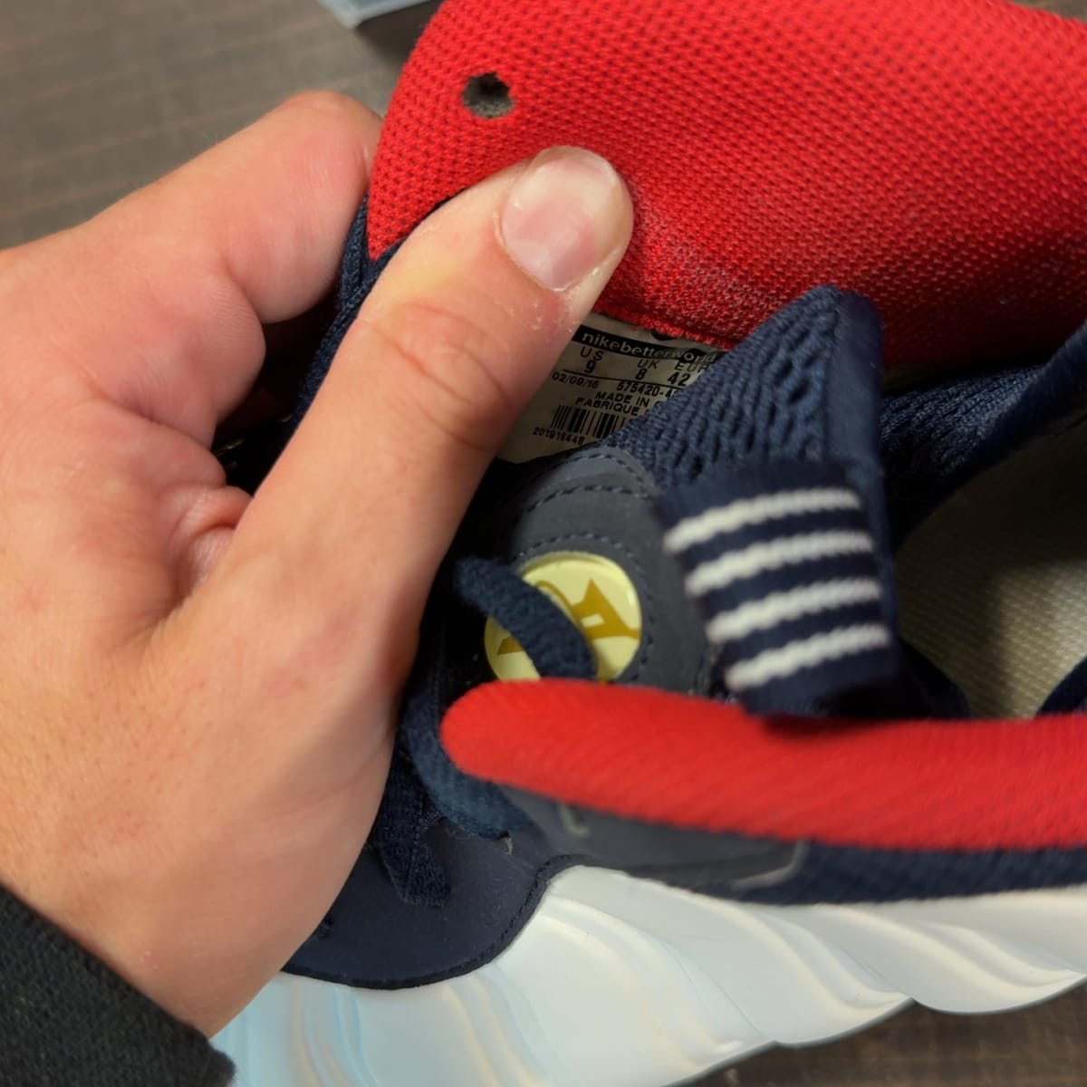 Nike Air Foamposite One Olympic Size 9 (Pre-Owned) - aux