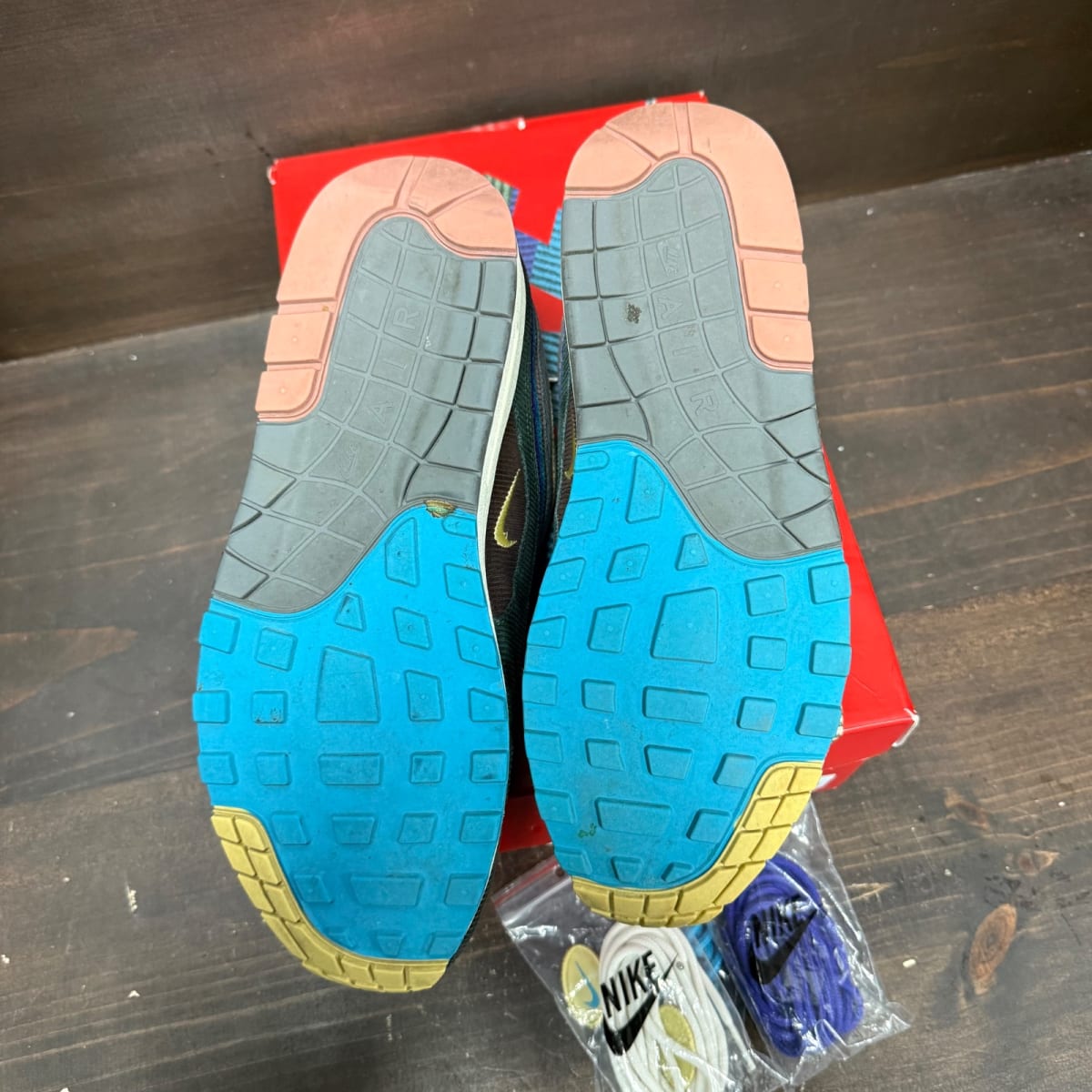 Nike Air Max 1/97 Sean Wotherspoon (Extra Lace Set Only) Size 11 (Pre-Owned) - box