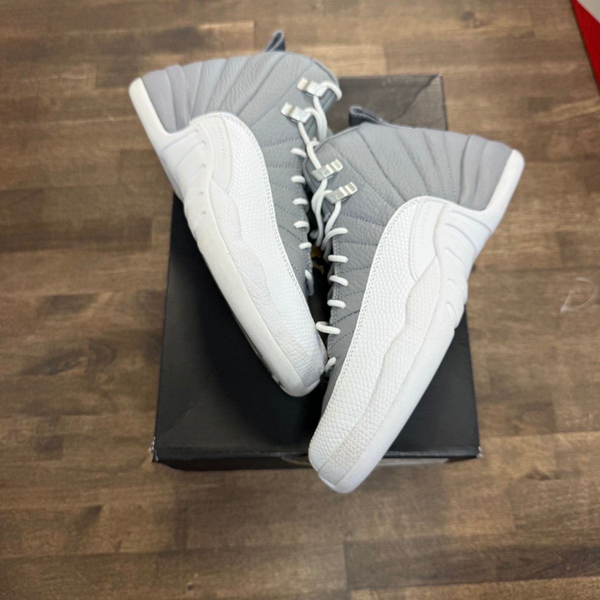 Jordan 12 Retro Stealth (GS) - Image 1