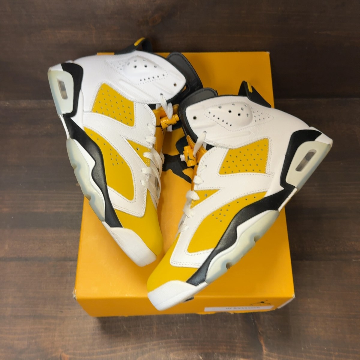 Jordan 6 Retro Yellow Ochre - Image 2