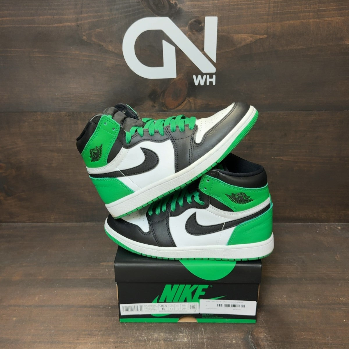 Jordan 1 Retro High OG Lucky Green - Image 1