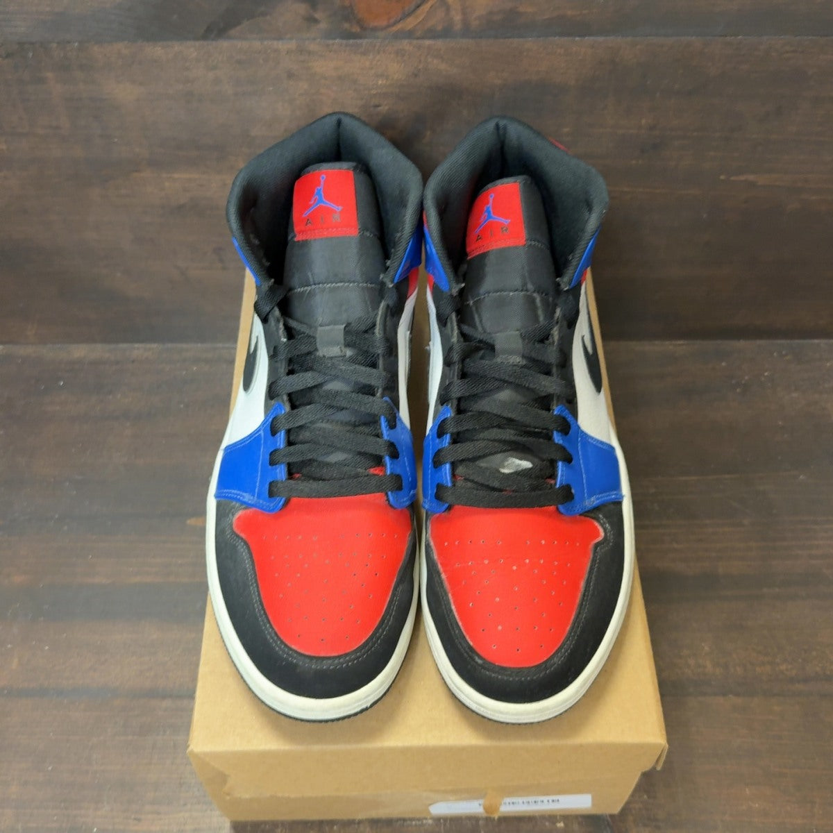 Jordan 1 Mid Top 3 Size 12 (Pre-Owned) - Image 3