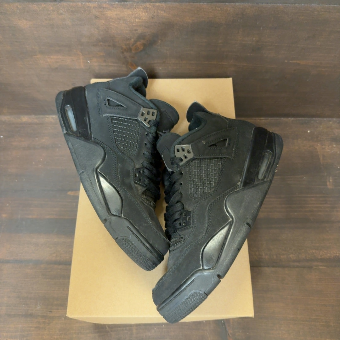 Jordan 4 Retro Black Cat (2020) (GS) Size 6.5Y (Pre-Owned) - Image 2