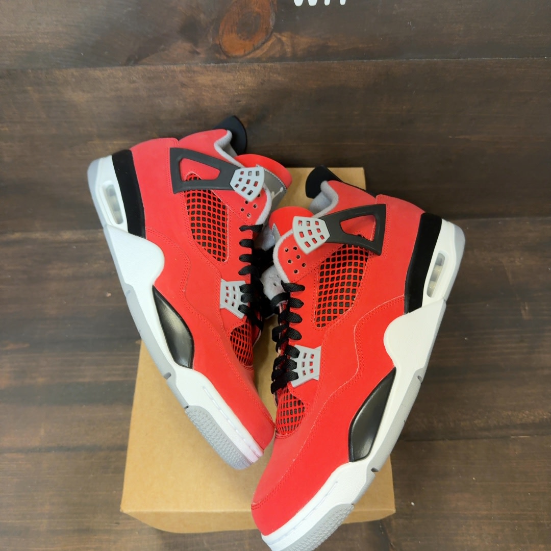Jordan 4 Retro Toro Bravo (2026) Size 13 (Pre-Owned) - Image 2