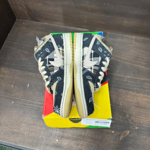 Nike SB Dunk Low Travis Scott - Image 4