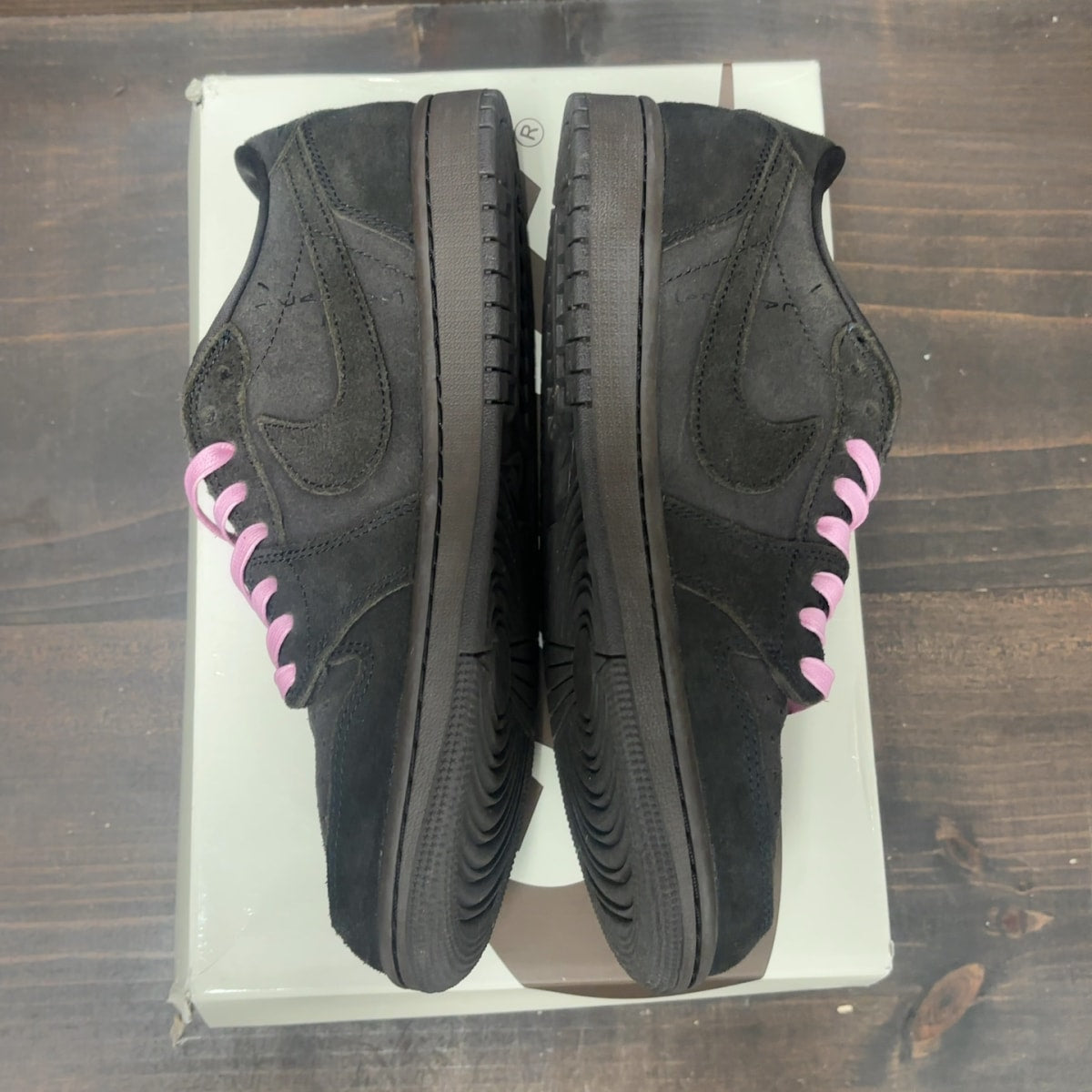 Jordan 1 Retro Low OG SP Travis Scott Velvet Brown - Image 4