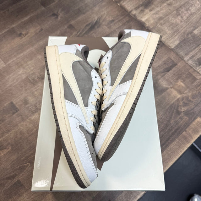 Jordan 1 Retro Low OG SP Travis Scott Reverse Mocha - Image 1