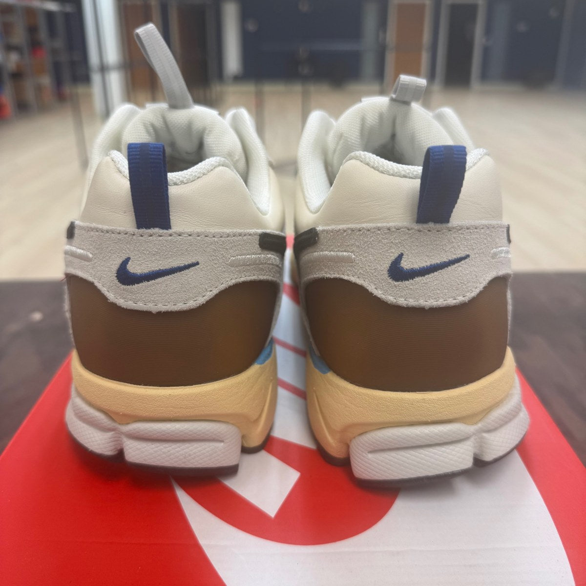 Nike Zoom Vomero 5 Designed by Japan (Women's) - Image 4