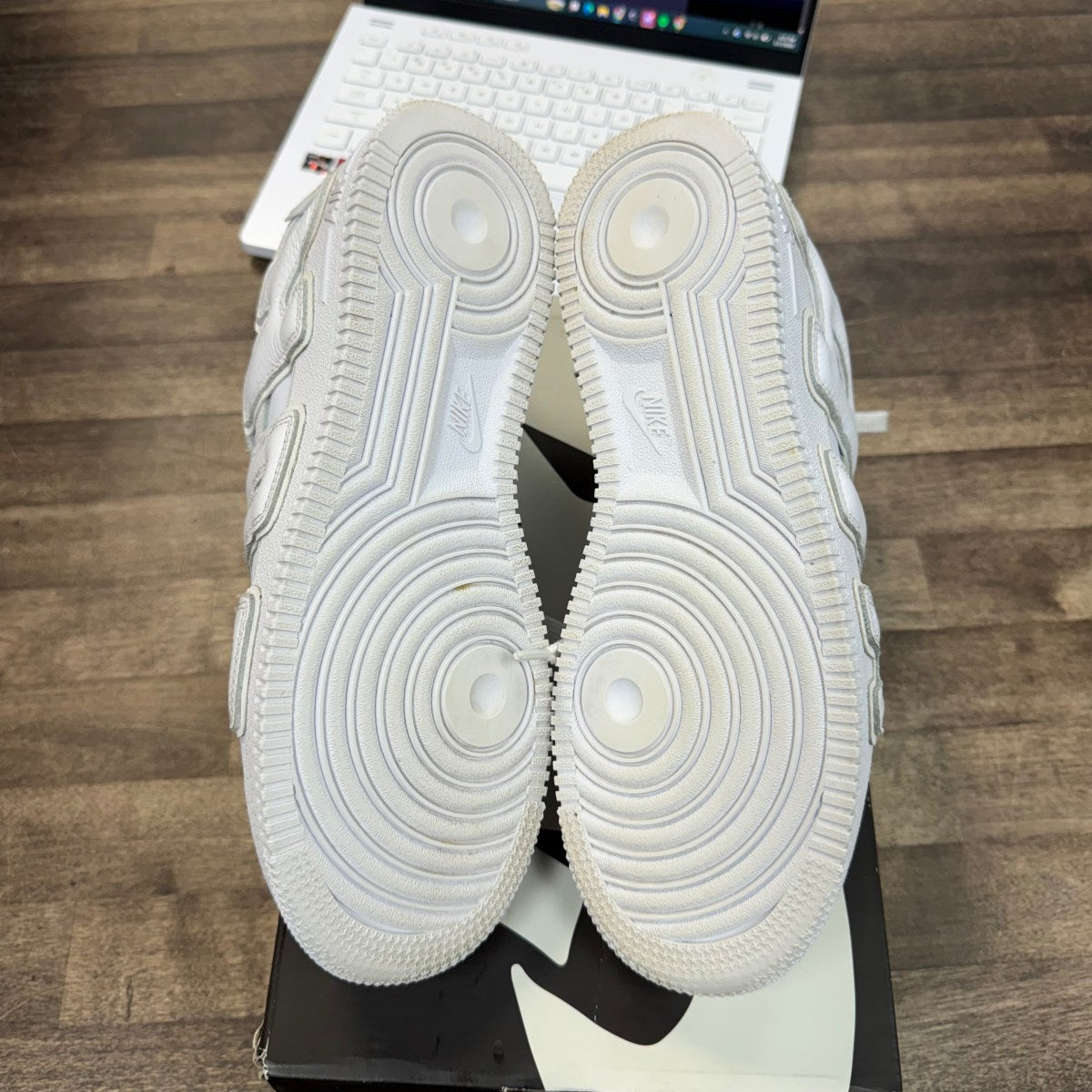 Nike Air Force 1 Low Cactus Plant Flea Market White (2024) Size 8 (Pre-Owned) - Image 4