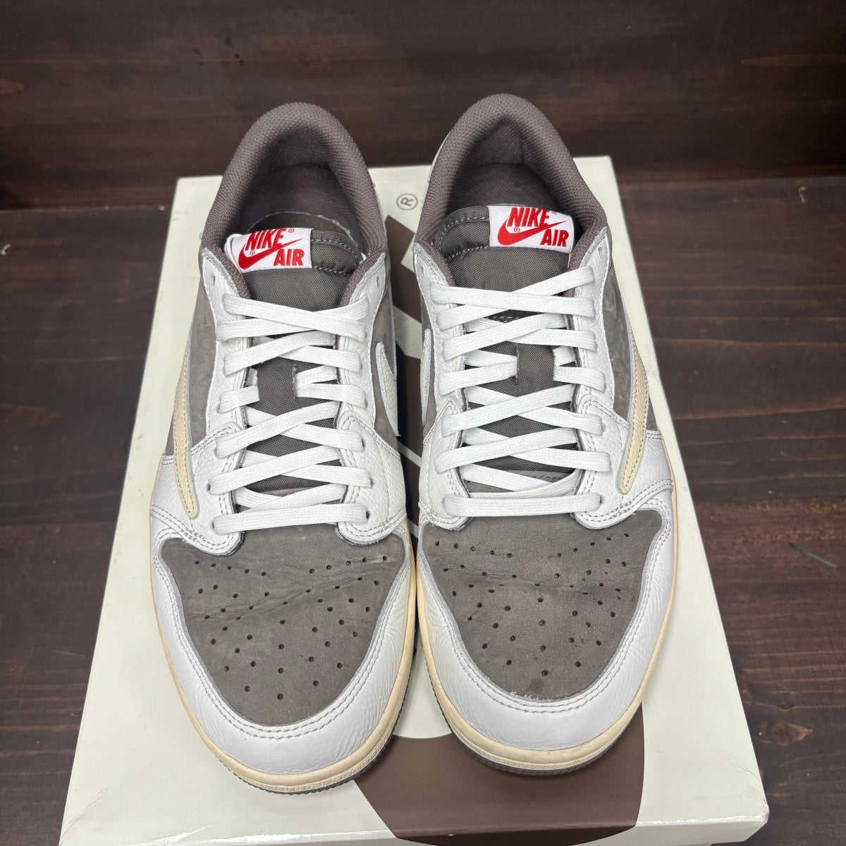 Jordan 1 Retro Low OG SP Travis Scott Reverse Mocha - Image 3