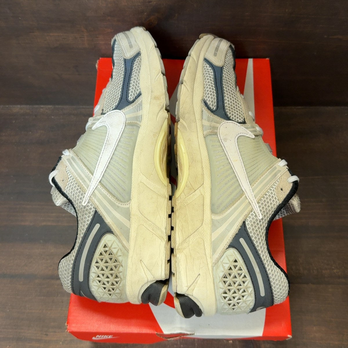 Nike Zoom Vomero 5 Supersonic Light Bone Black Size 12 (Pre-Owned)