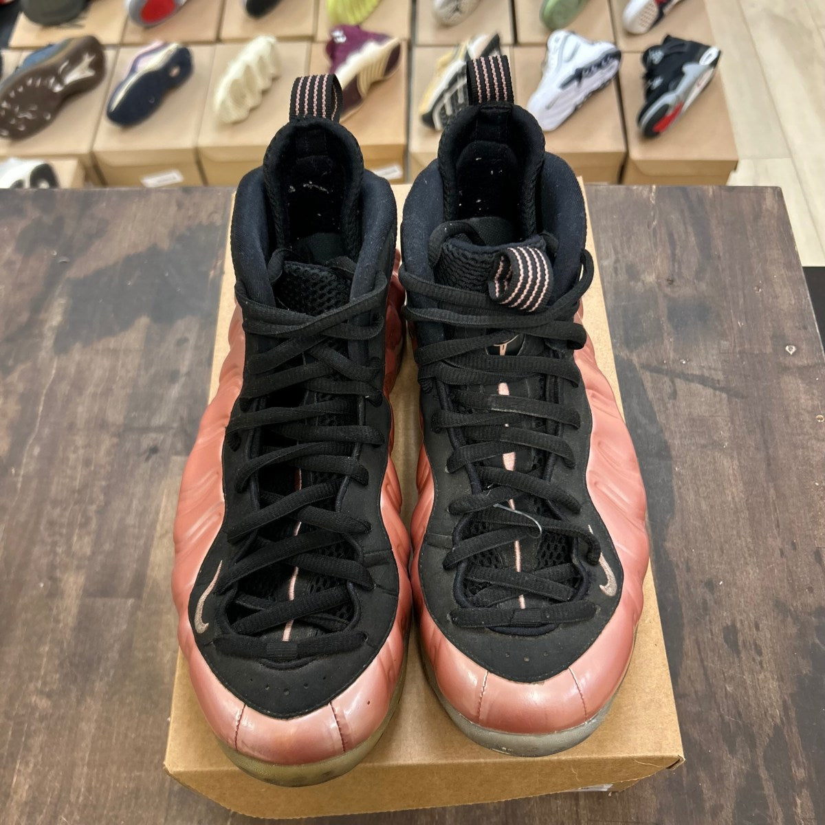 Nike Air Foamposite One Pearlized Pink Size 9.5 (Pre-Owned) - Image 2