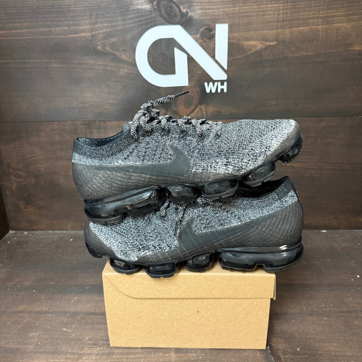 Nike Air VaporMax Oreo 2.0 Size 11.5 (Pre-Owned) - Image 1
