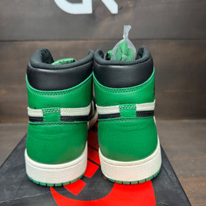 Jordan 1 Retro High Pine Green Size 8.5 (Pre-Owned) - sole