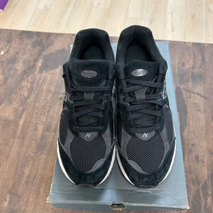 New Balance 2002R Black Gunmetal - Image 2