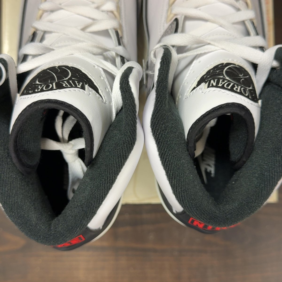 Jordan 2 Retro Python Size 12 (Pre-Owned) - aux