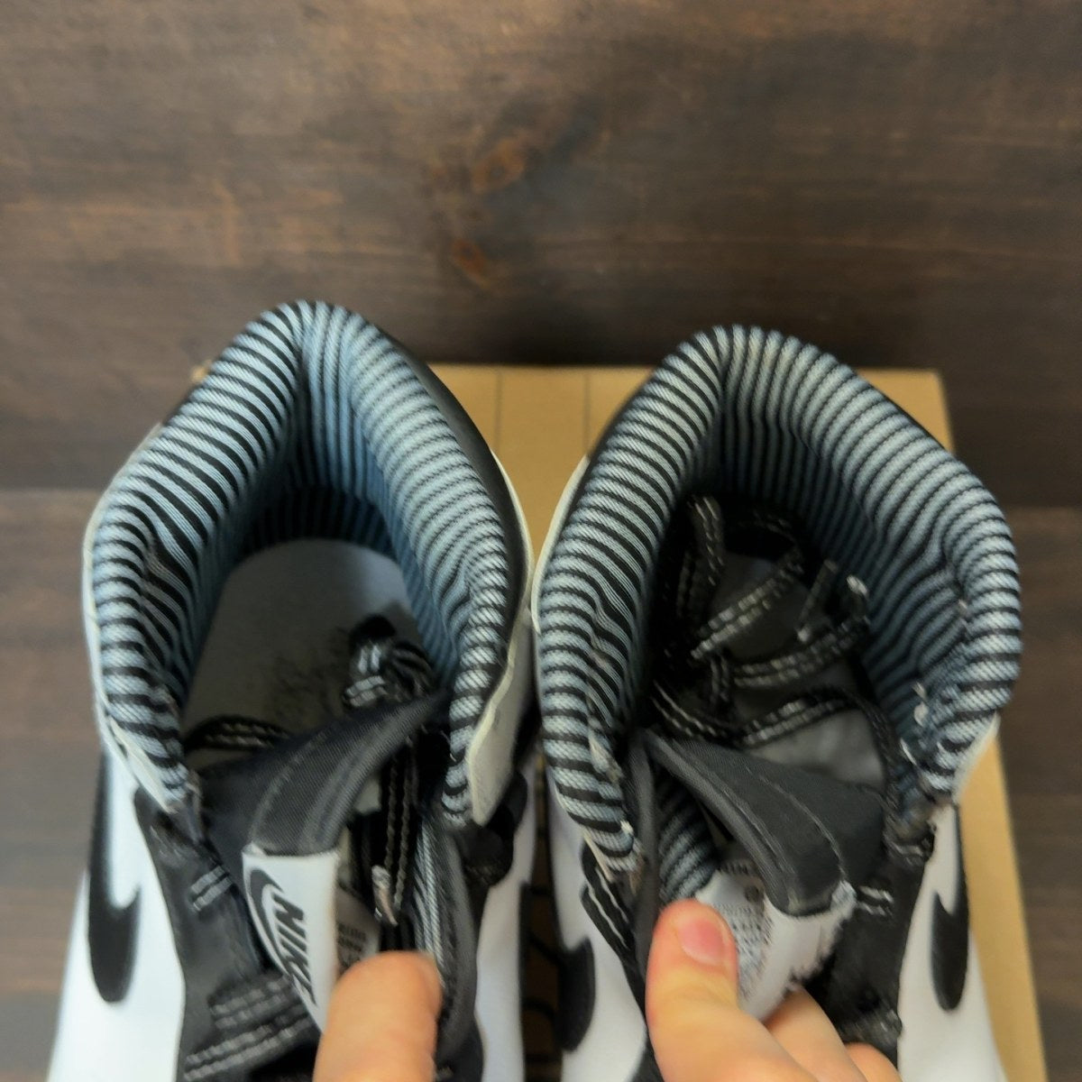 Jordan 1 Retro Barons Size 11 (Pre-Owned) - Image 4