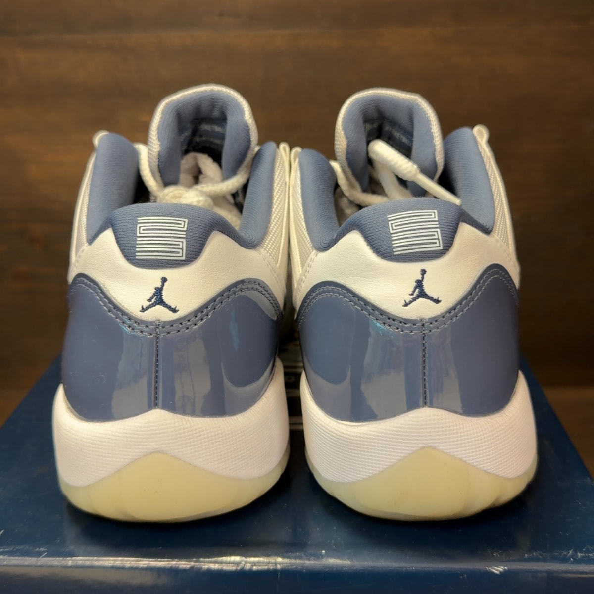 Jordan 11 Retro Low Diffused Blue (GS) Size 7Y (Pre-Owned) - aux