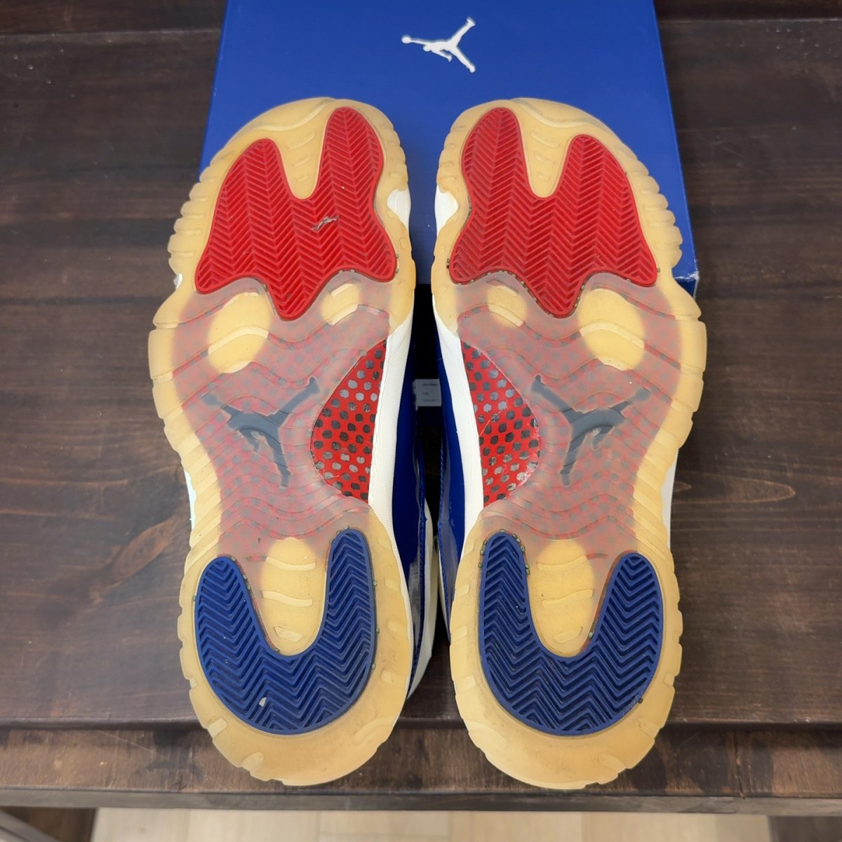 Jordan 11 Retro Rare Air - Image 8