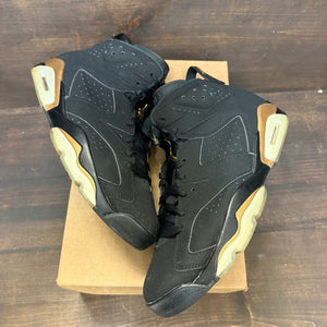 Jordan 6 Retro DMP (2020) Size 10 (Pre-Owned) - Image 2