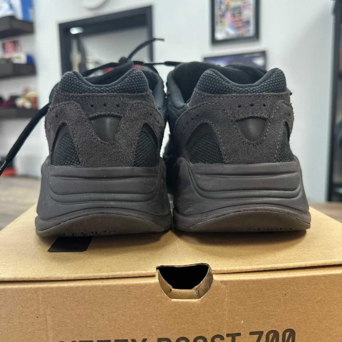 adidas Yeezy Boost 700 V2 Vanta - Image 4