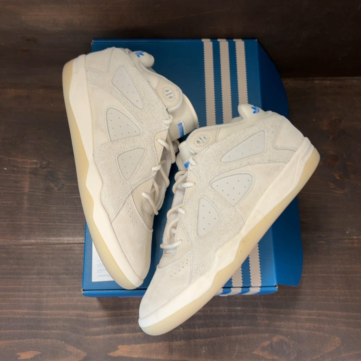 adidas BadBo 1.0 Bad Bunny Resilience Size 10.5 (Pre-Owned) - back