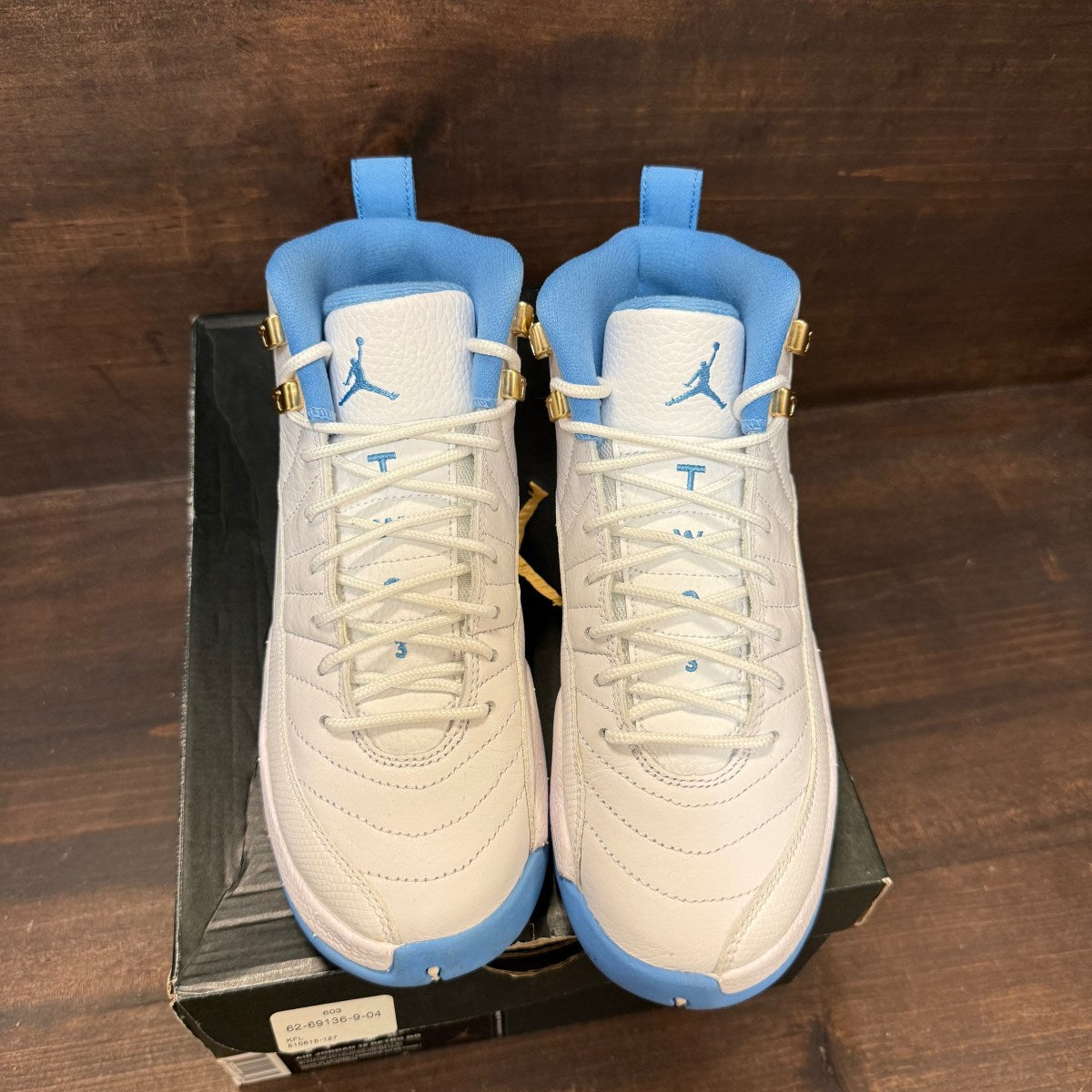 Jordan 12 Retro University Blue (2016) (GS) - Image 2