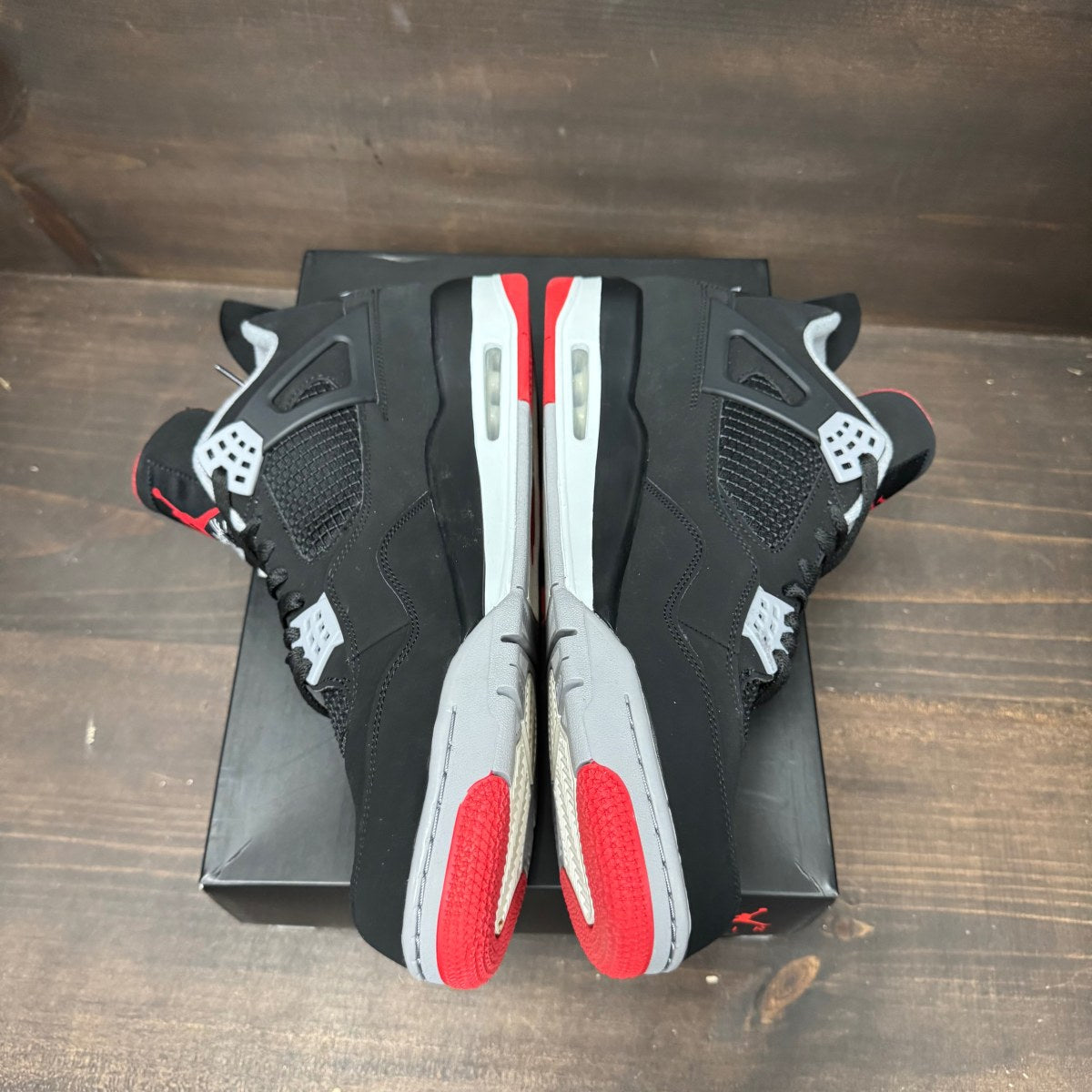 Jordan 4 Retro Bred (2019) - Image 4