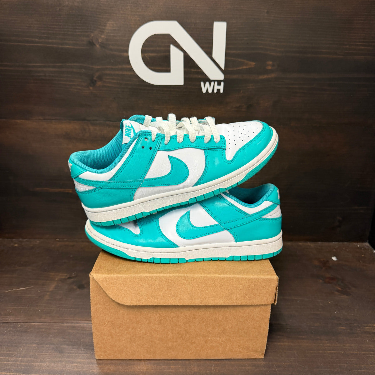 Nike Dunk Low Clear Jade Size 7 (Pre-Owned) - Image 1