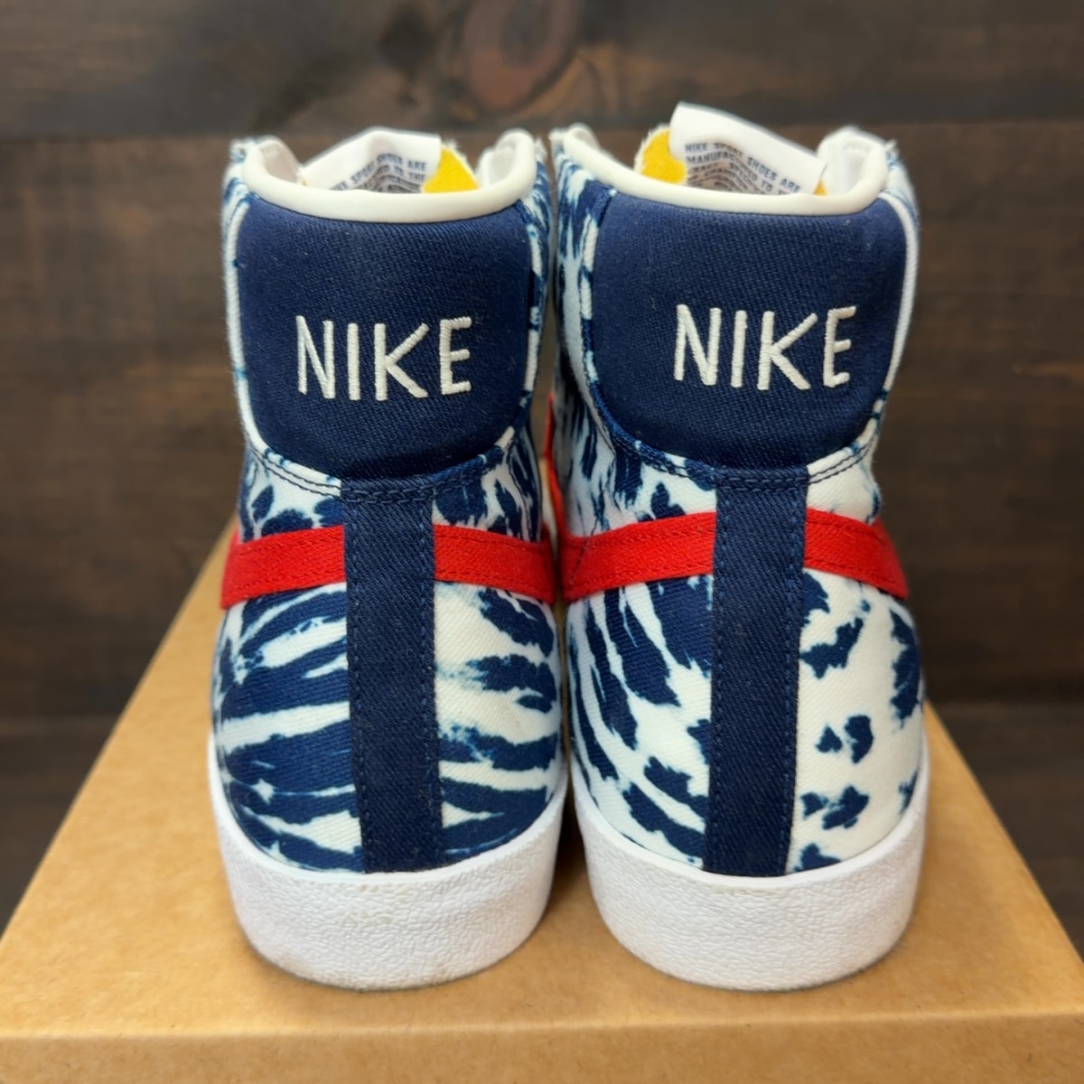 Nike Blazer Mid 77 Vintage Tie Dye Size 12 (Pre-Owned) - Image 4