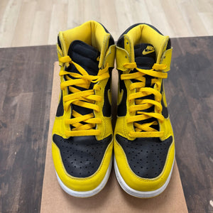 Nike Dunk High Iowa (2020) Size 9.5 (Pre-Owned) - Image 2