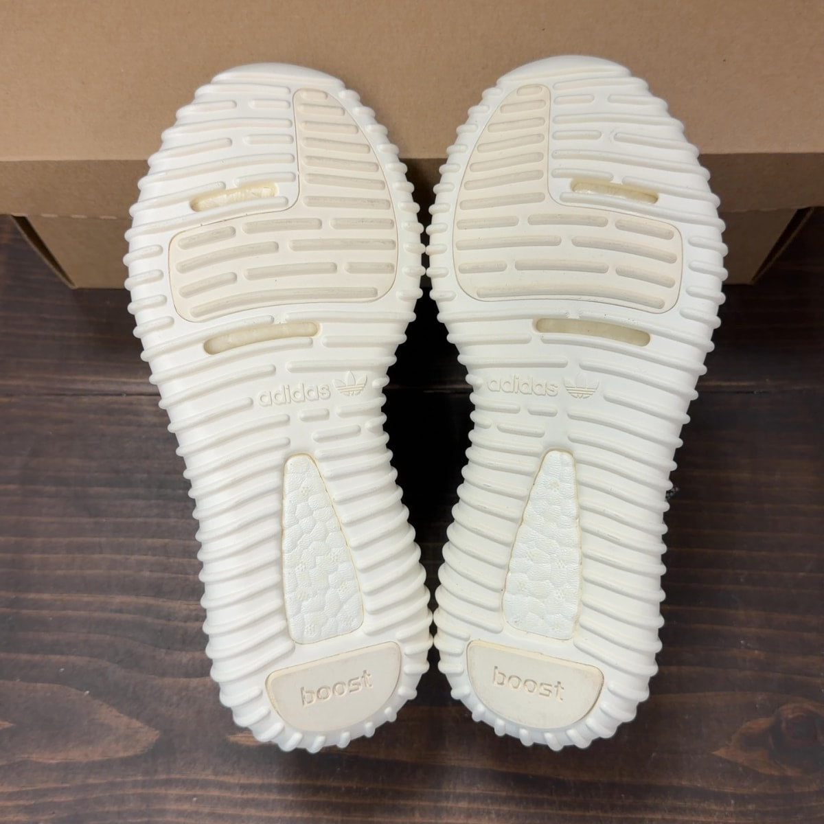 adidas Yeezy Boost 350 Turtledove (2022) Size 5 - Image 6