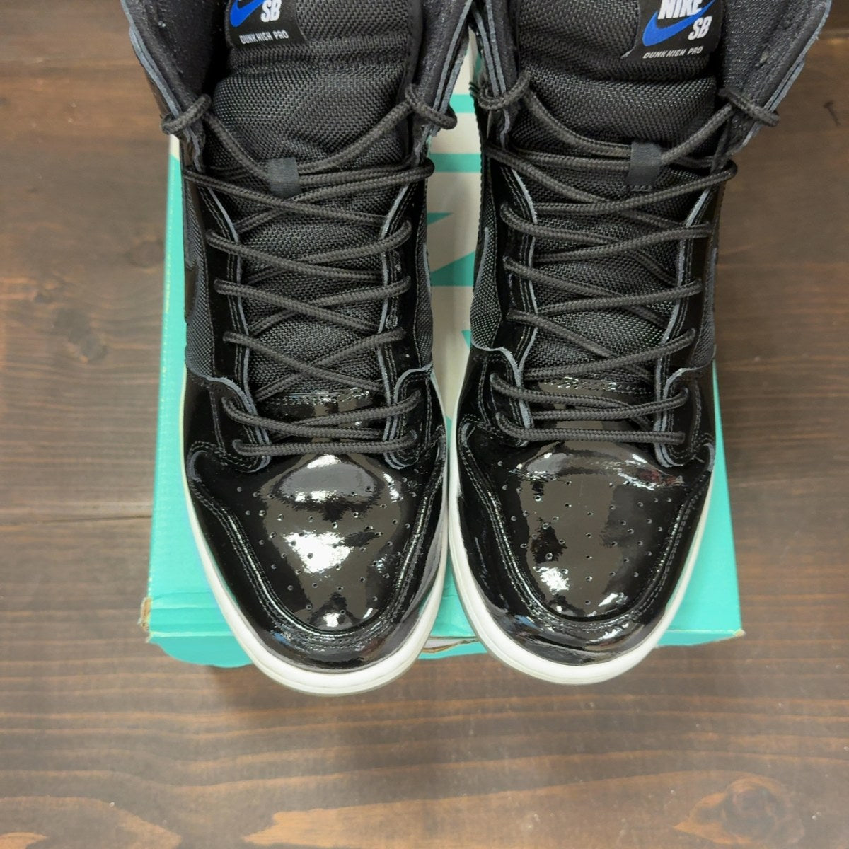 Nike SB Dunk High Space Jam - Image 3