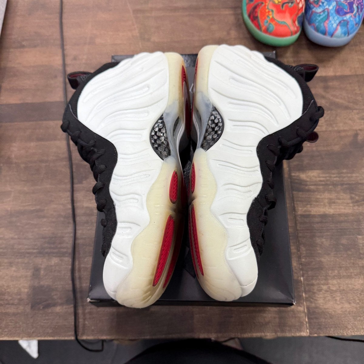 Nike Air Foamposite Pro Pearl (2025) Size 10.5 (Pre-Owned) - Image 8
