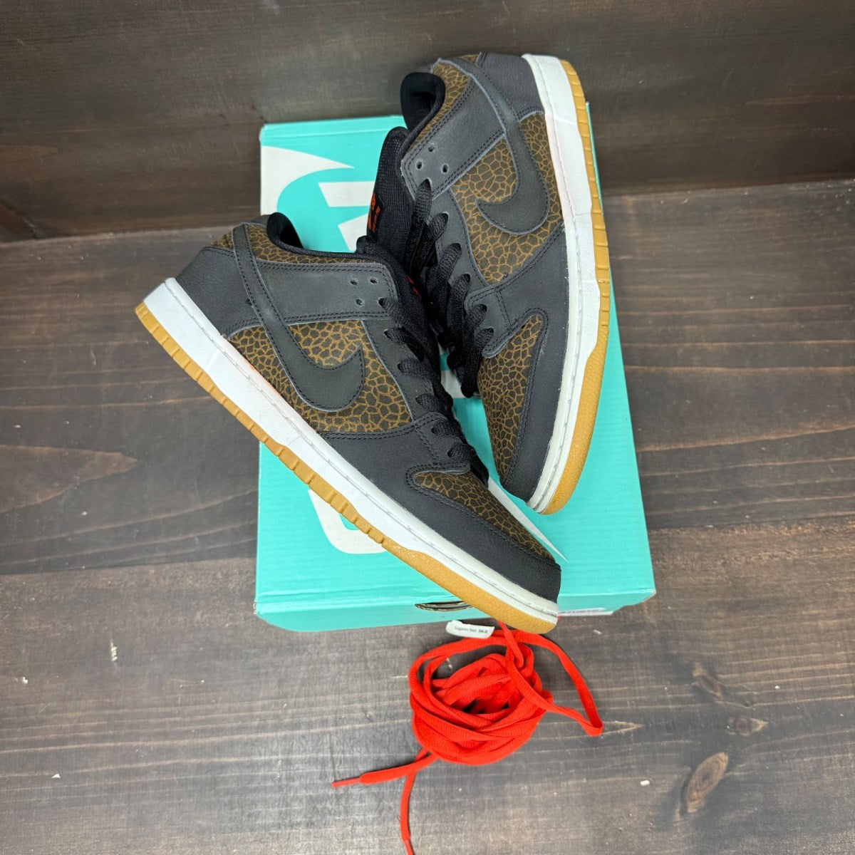 Nike SB Dunk Low Giraffe Print - Image 4